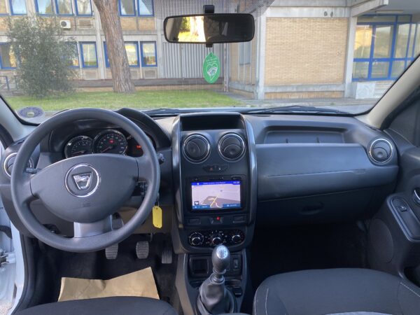 DACIA DUSTER 1.6 - immagine 7