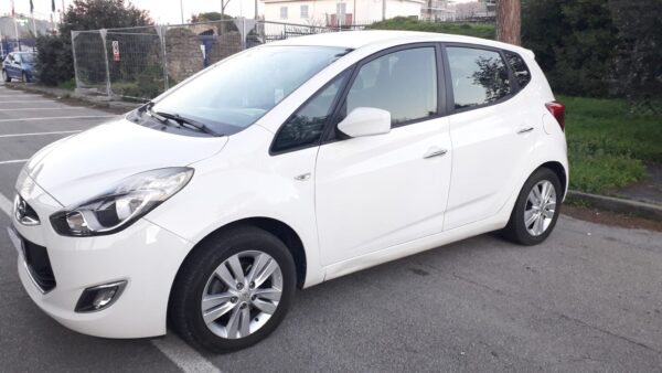 HYUNDAI IX20 1.4  90CV COMFORT BENZINA GPL - immagine 2