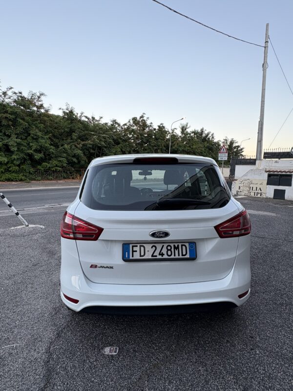 FORD B-MAX 1.4 TITANIUM - immagine 9