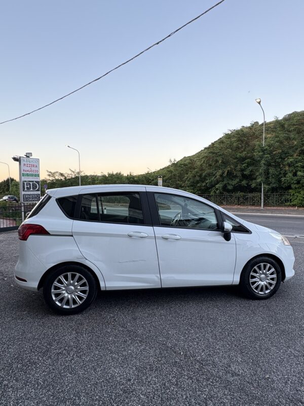 FORD B-MAX 1.4 TITANIUM - immagine 5