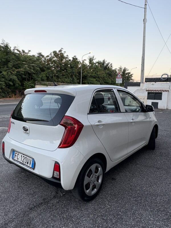 KIA PICANTO 1.0 12V - immagine 4
