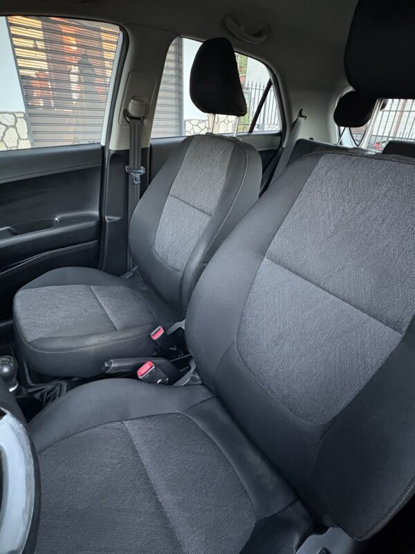 KIA PICANTO 1.0 12V - immagine 9