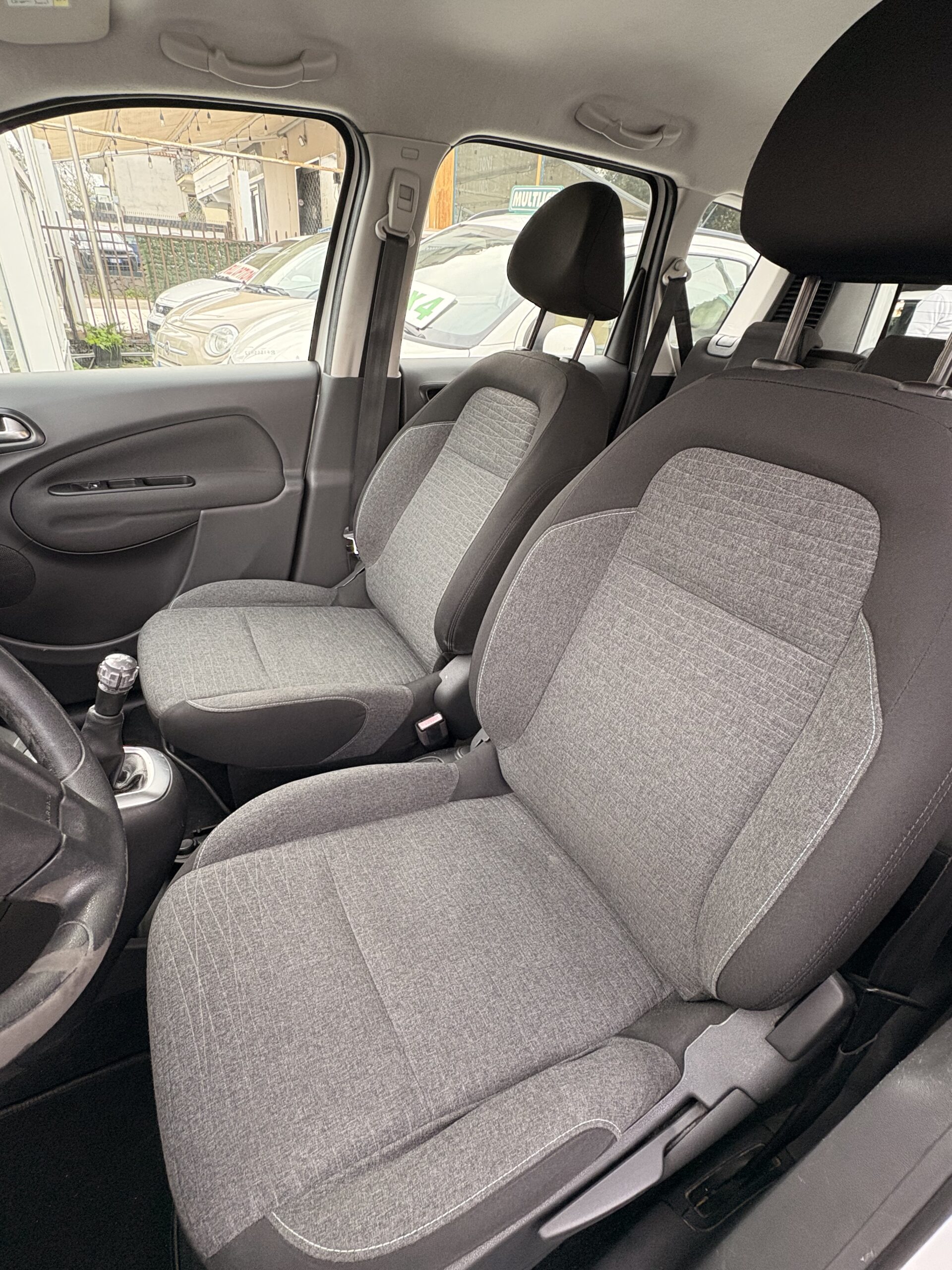 CITROEN C3 PICASSO BlueHDi 100 Exclusive - immagine 8