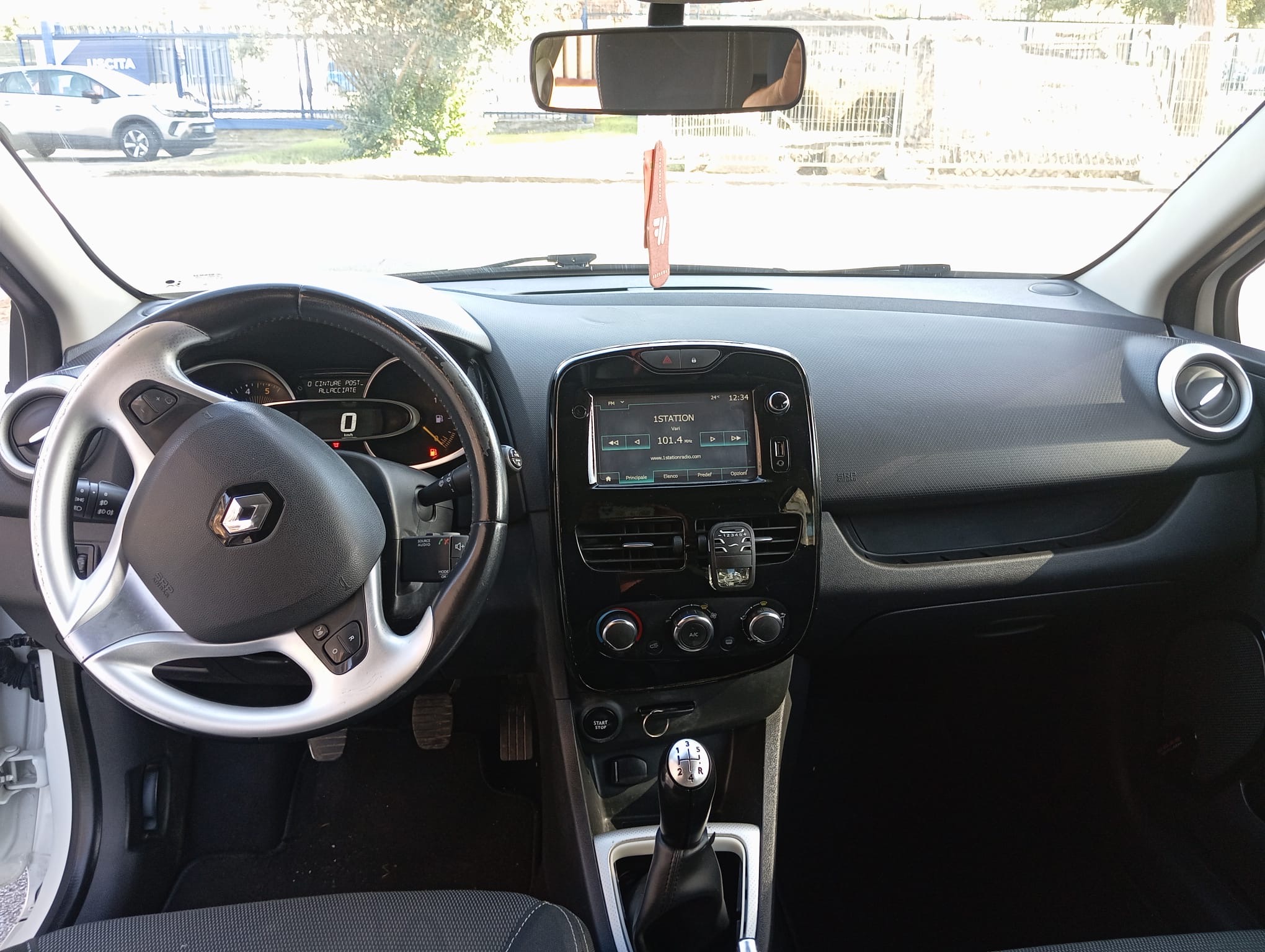 RENAULT CLIO 1.5 DCI - immagine 15