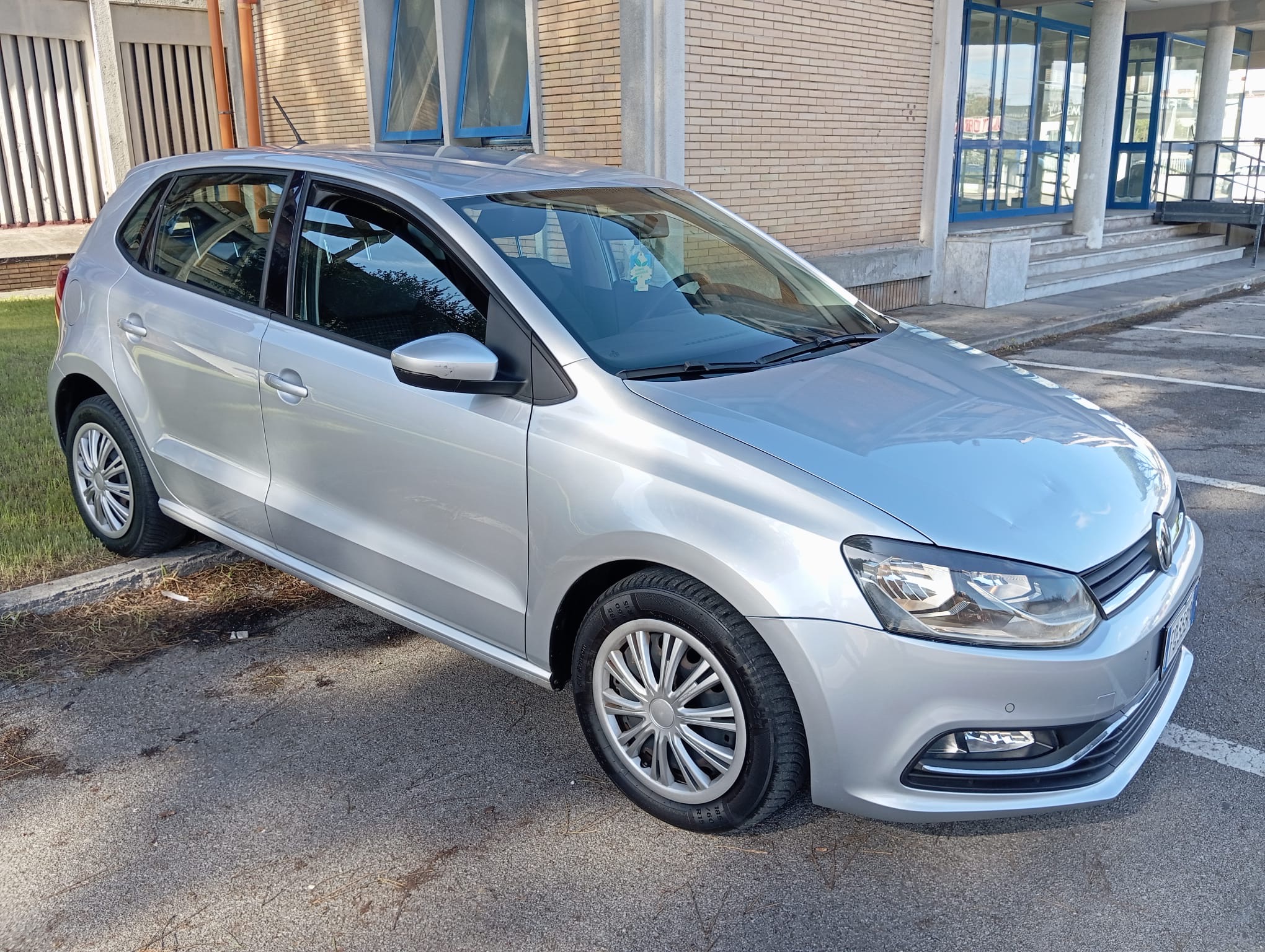 VOLKSWAGEN POLO 1.4 TDI - immagine 3