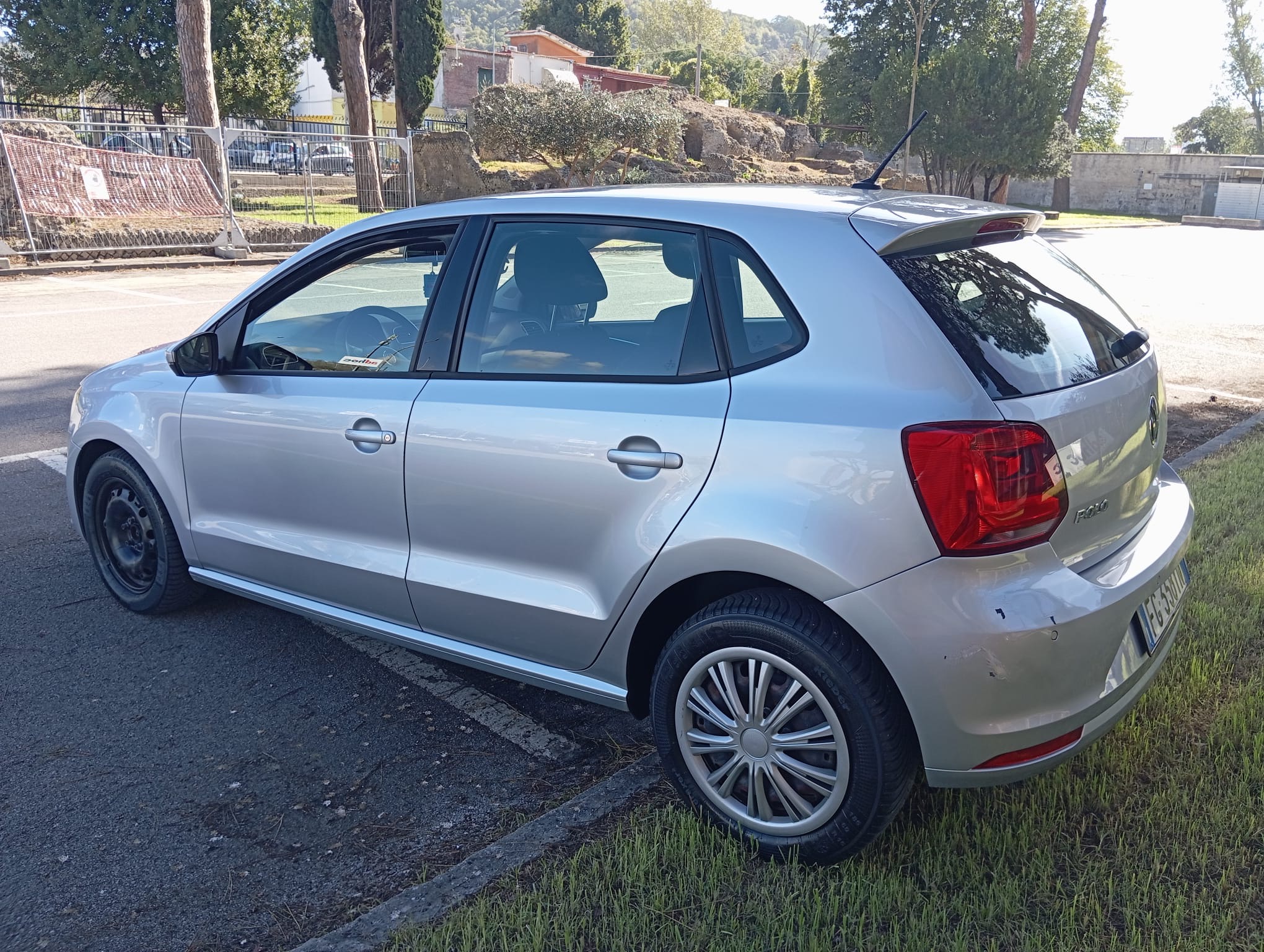 VOLKSWAGEN POLO 1.4 TDI - immagine 4
