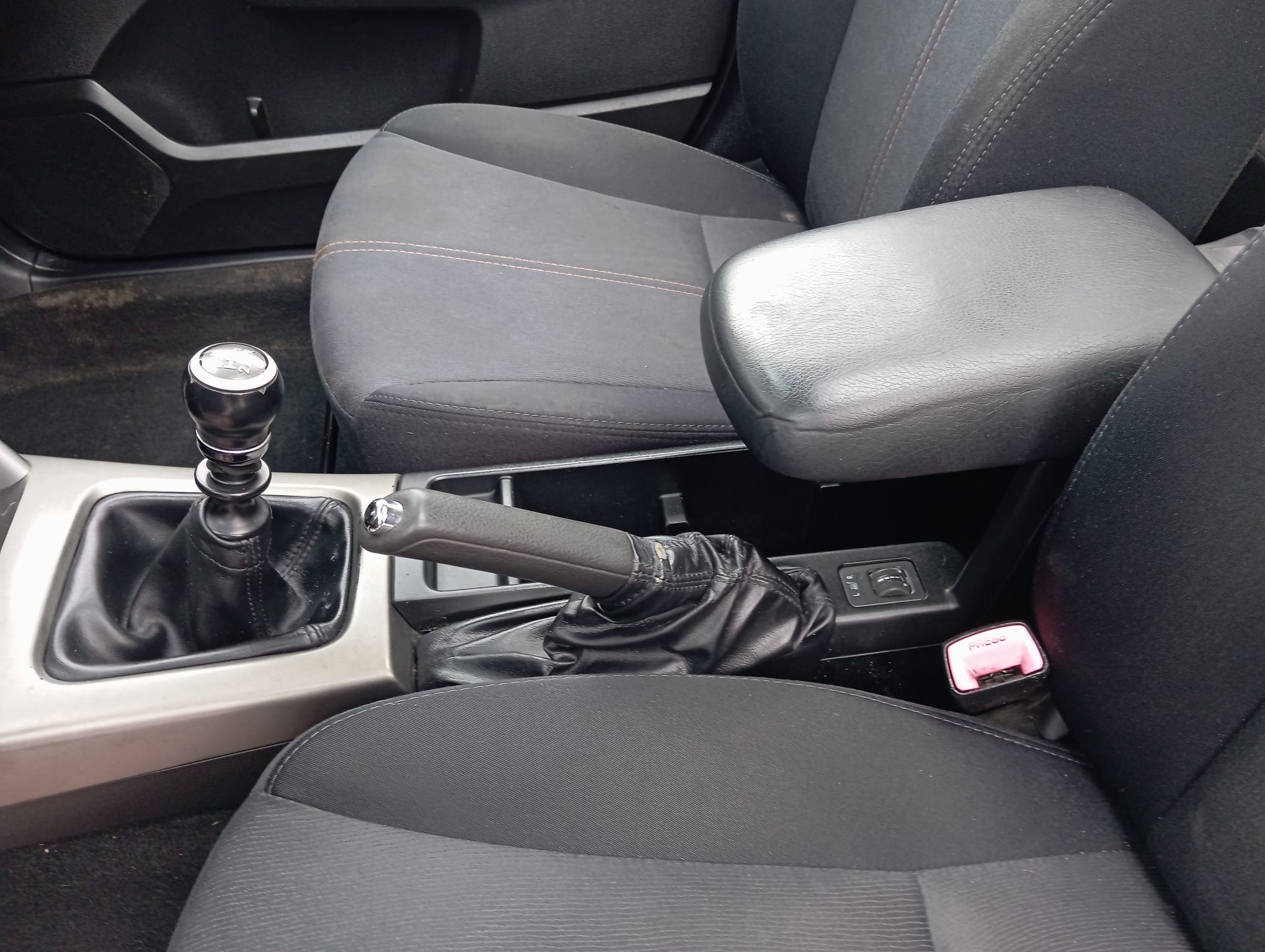 SUBARU FORRESTER 2.0 D XS - immagine 9