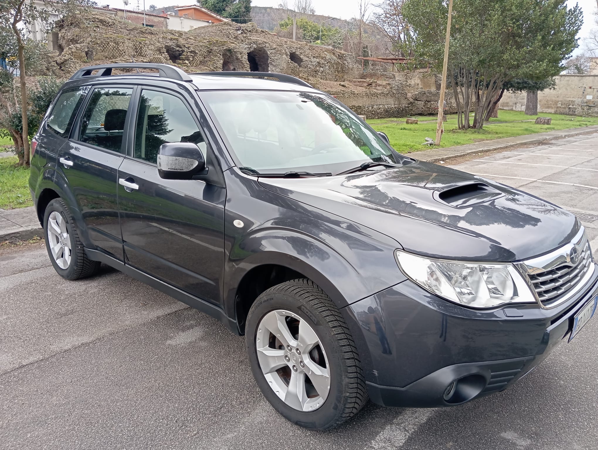 SUBARU FORRESTER 2.0 D XS - immagine 3