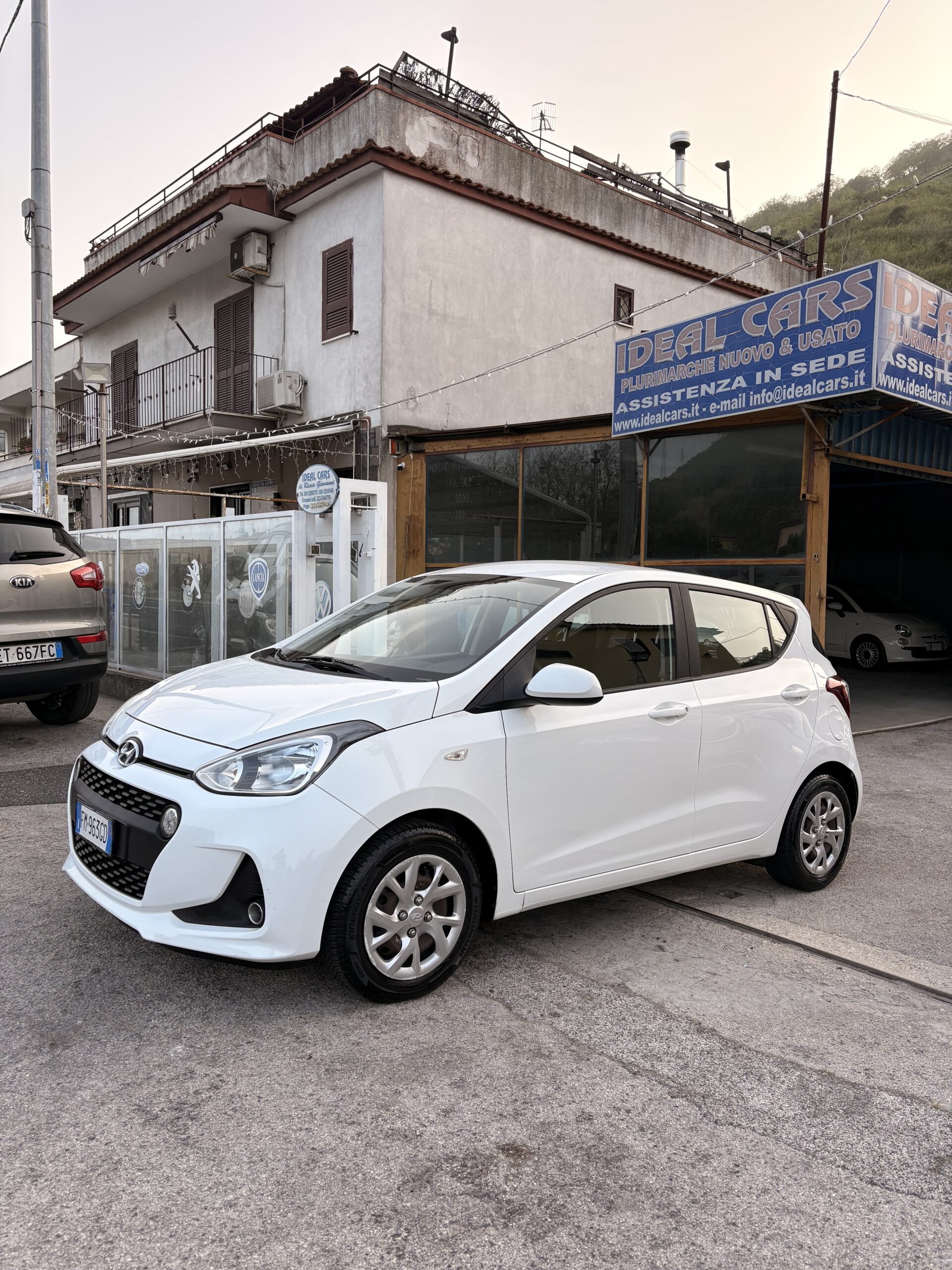 HYUNDAI i10 1.0 MPI Login - immagine 2