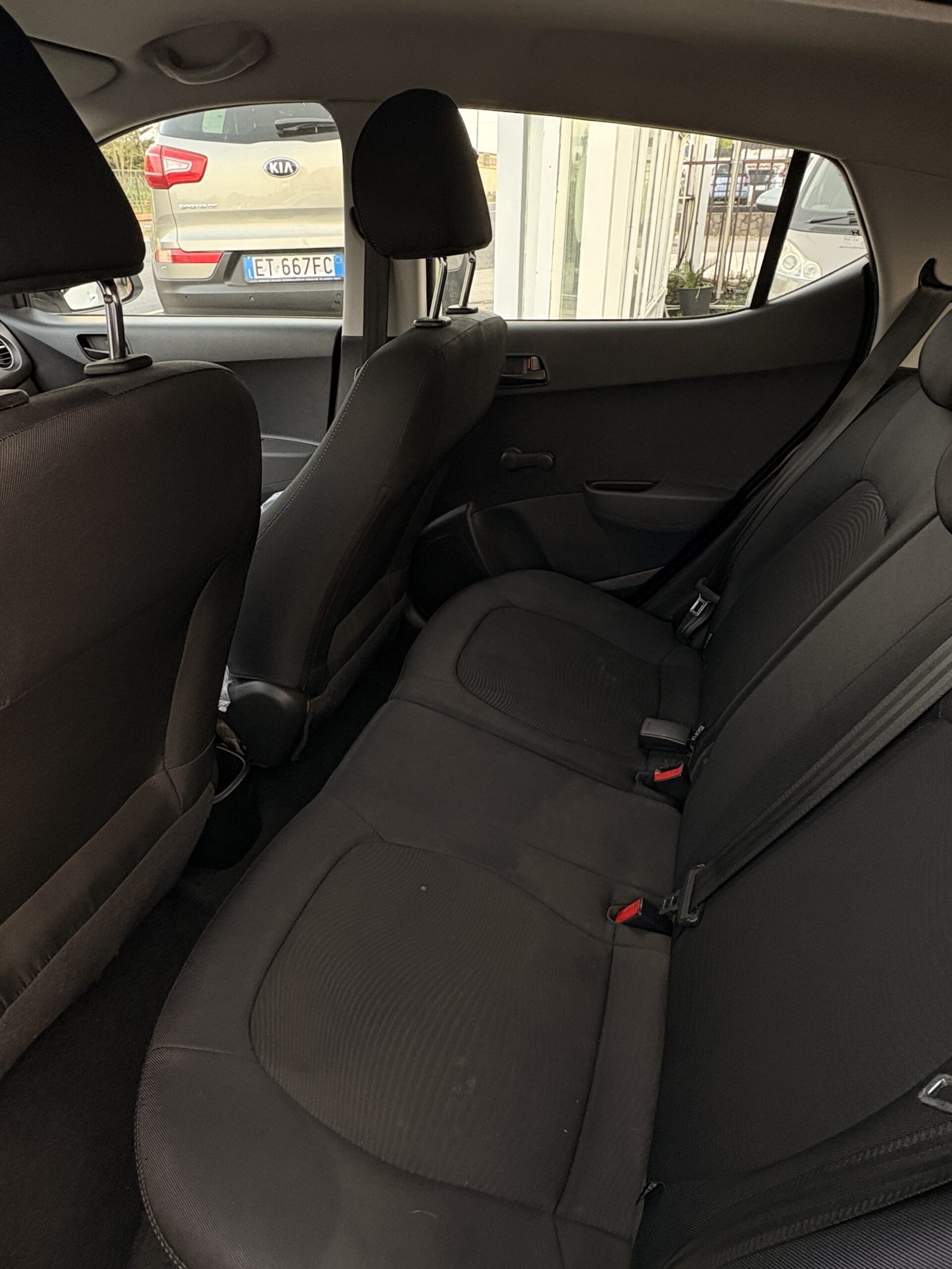 HYUNDAI i10 1.0 MPI Login - immagine 7