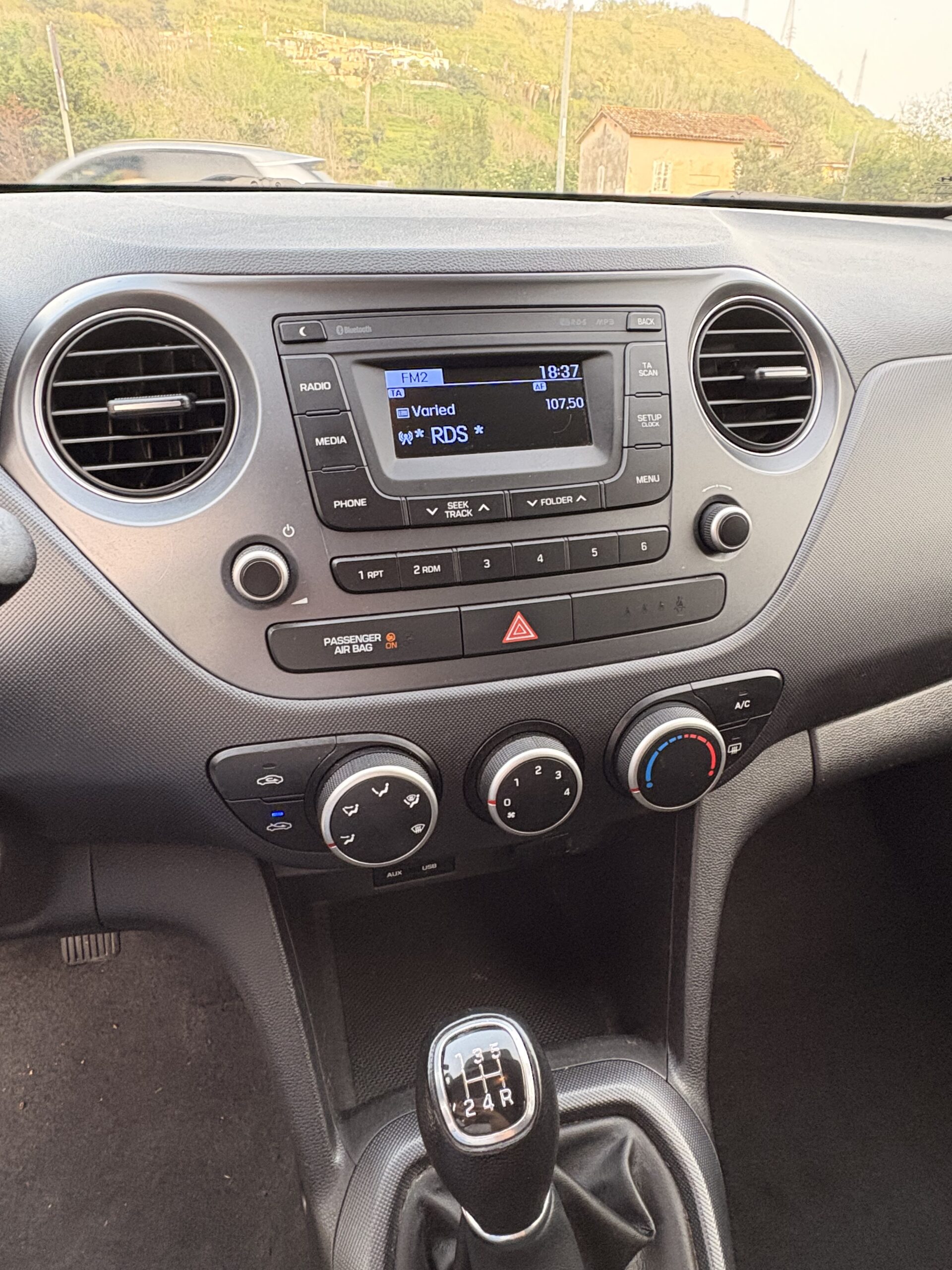 HYUNDAI i10 1.0 MPI Login - immagine 11
