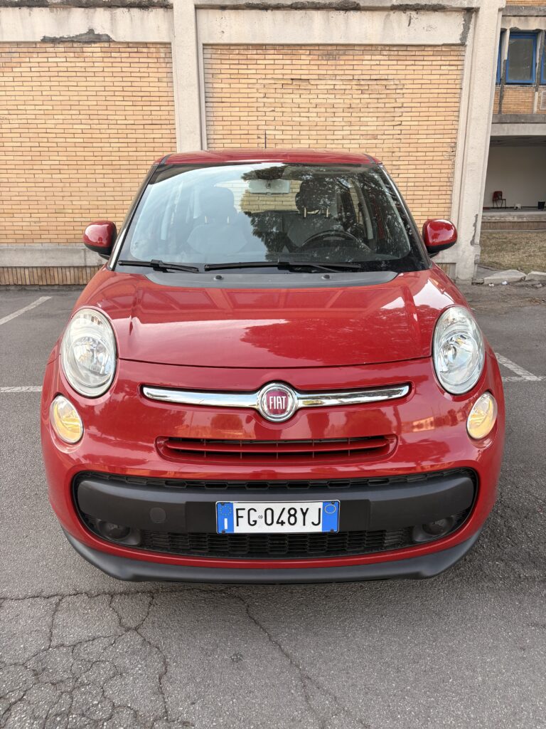 FIAT 500L 1.4 95 CV LOUNGE (70 KW) - immagine 1